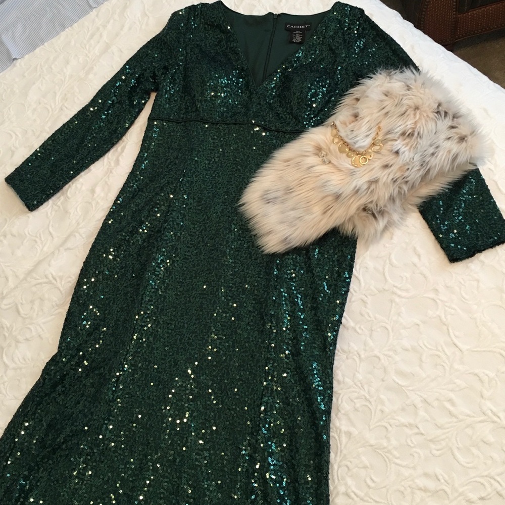Cachet Size 16 Emerald Green Sequin Gown